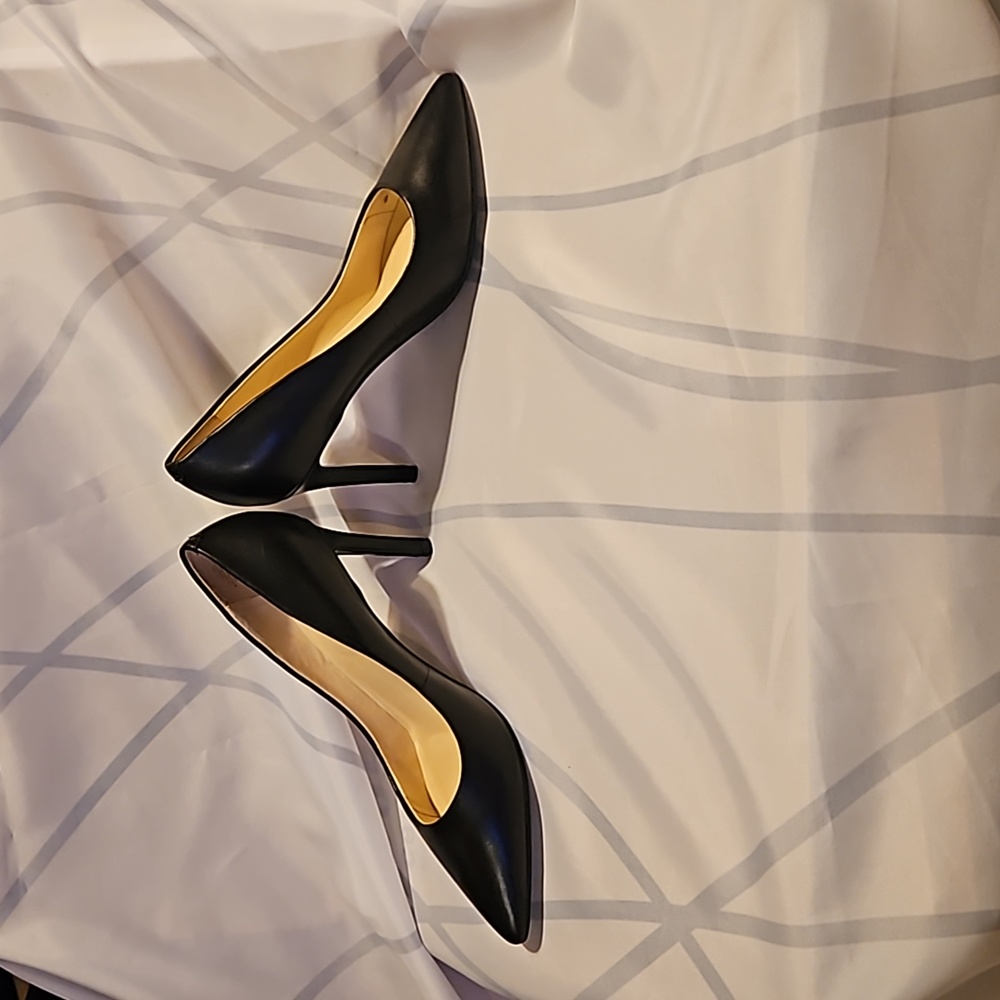 Nine West Etta High Heels Black Leather Size 7.5 - 3.5"